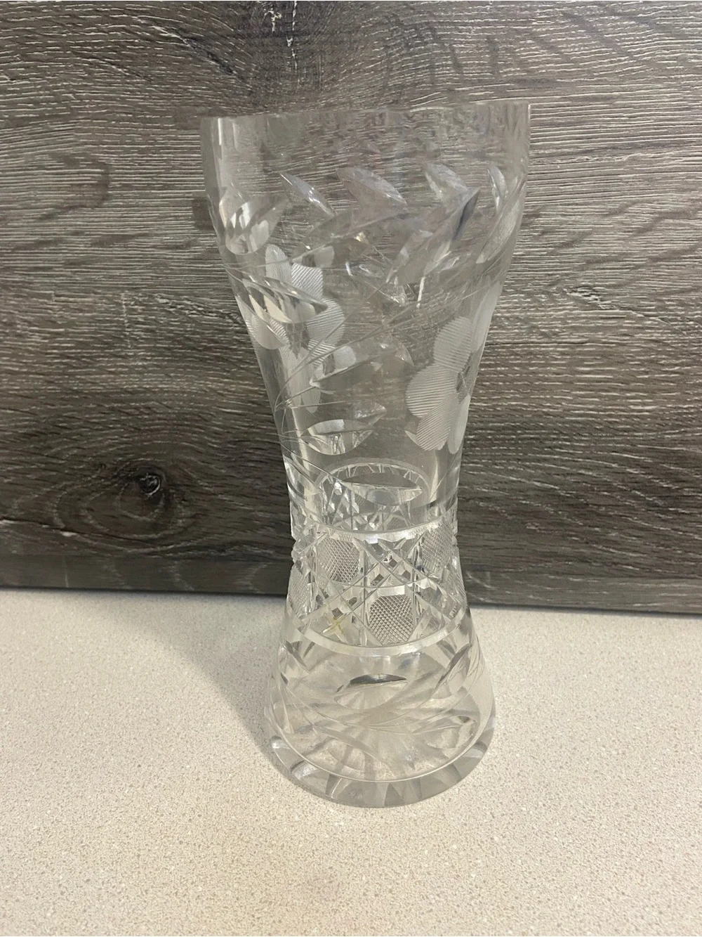 8” Antique American Brilliant Period Cut Glass Hourglass Vase Daisy Pattern